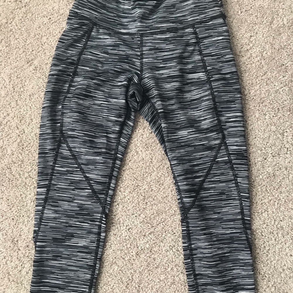 Lot of 3 workout capri leggings